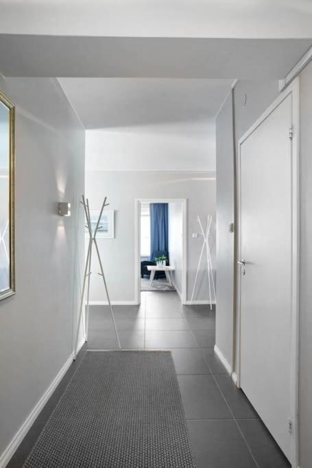 רובניימי Majestic Penthouse With Sauna & High-Speed Wi-Fi And Parking מראה חיצוני תמונה